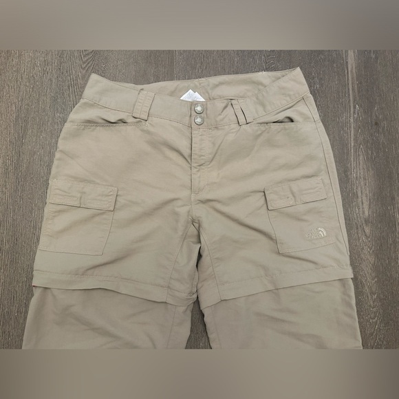 NWOT THE NORTH FACE KHAKI CARGO ZIP OFF PANTS - Size 12 SKU:412 - Picture 4 of 7